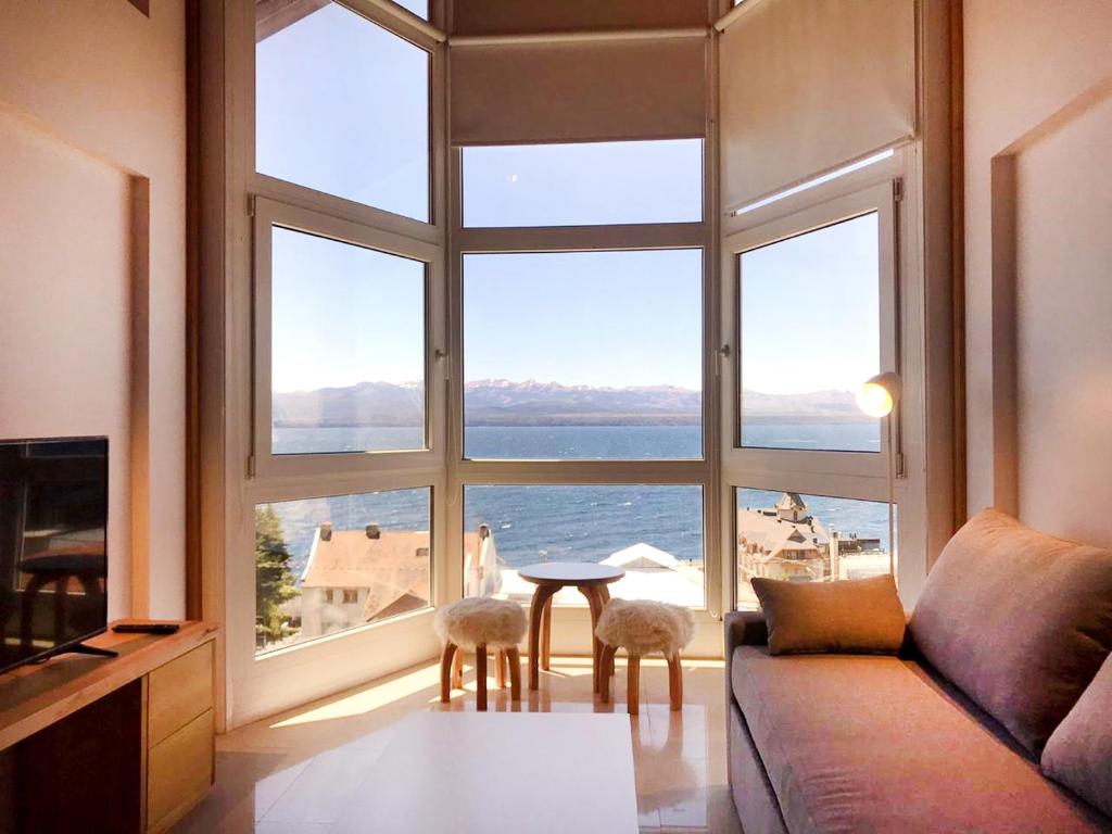 Alojamiento con espectacular vista al lago