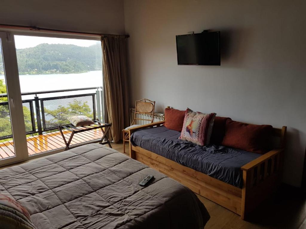 Albanta casa con costa en Bariloche