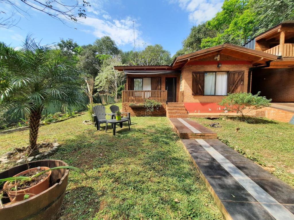 Casa amplia y moderna