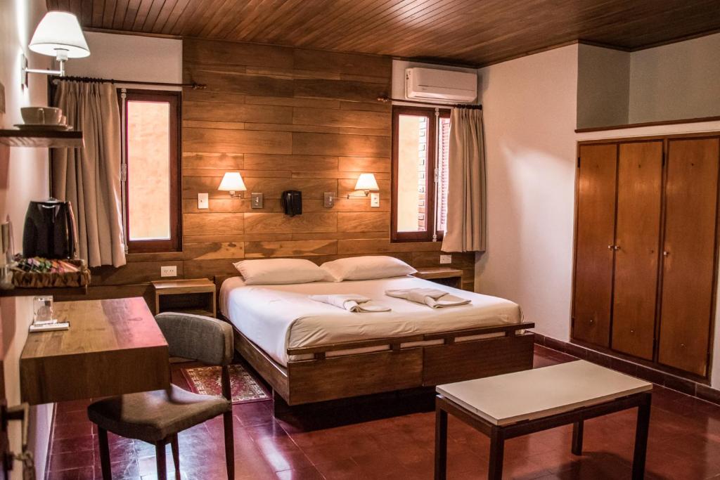 Hotel Cuatro Pinos