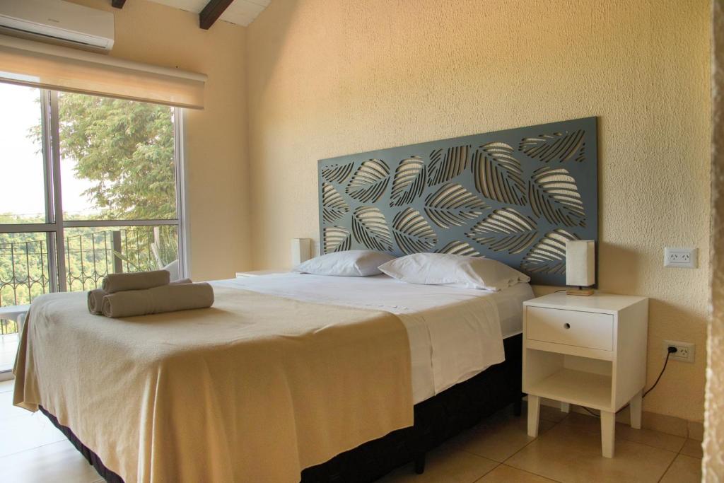 ISONDU Suites & Breakfast