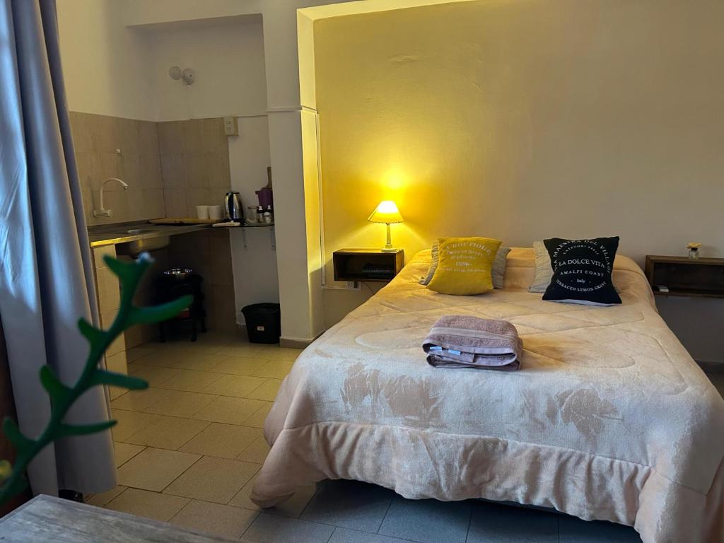 Single private room with kichinette 1E